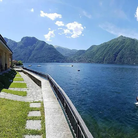Paganini, Appartamento Lezzeno